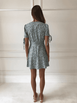 By Nicola Manhattan Dress in Blue Floral Ivy Size 8 for rent on The Volte - image 4
