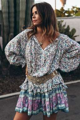 Dahlia Tunic for rent on The Volte - image 4