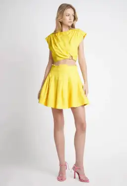 Aje Byblos Ring Cropped Top and Mini Skirt Set in Sunshine Yellow
Size 4/6