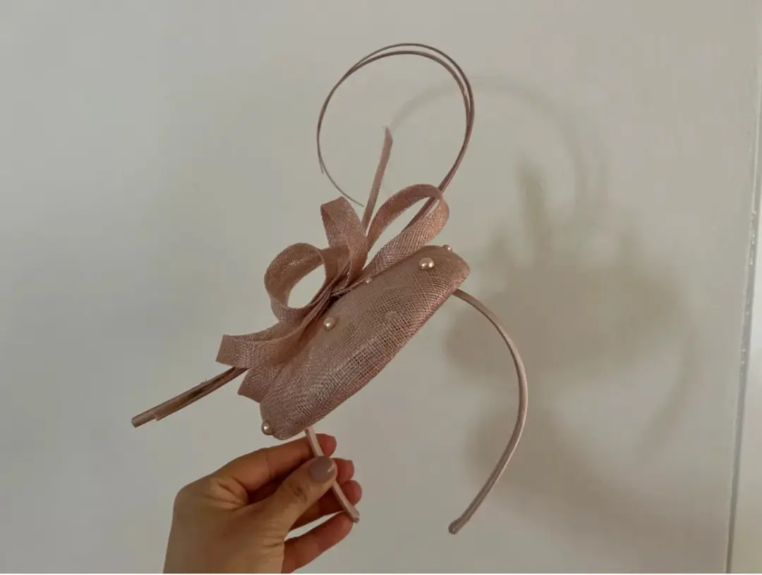 Morgan and Taylor Fascinator for rent on The Volte - main image